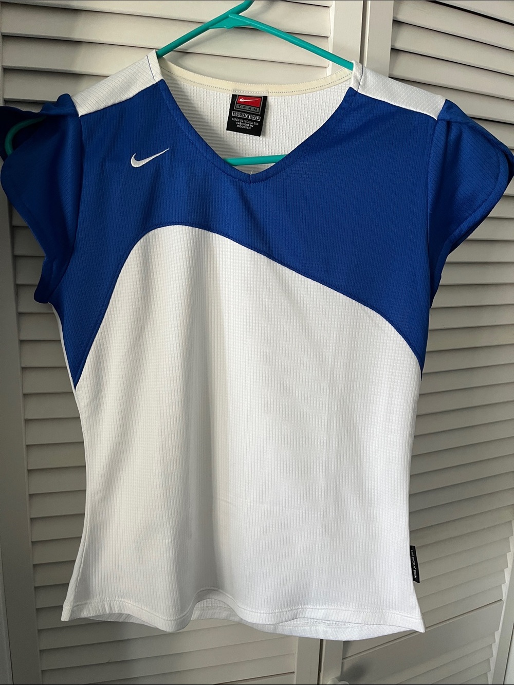 Nike Women’s Royal Blue and White Athletic Jersey